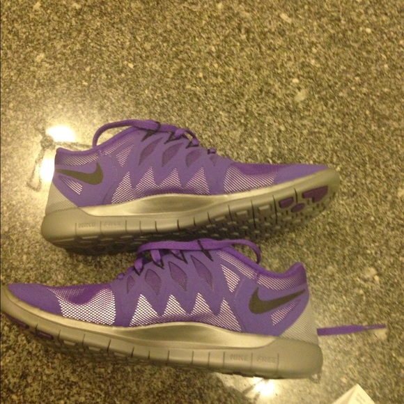Nike Shoes - NWOT Nike running 5.0 free h20 repel 8-RARE