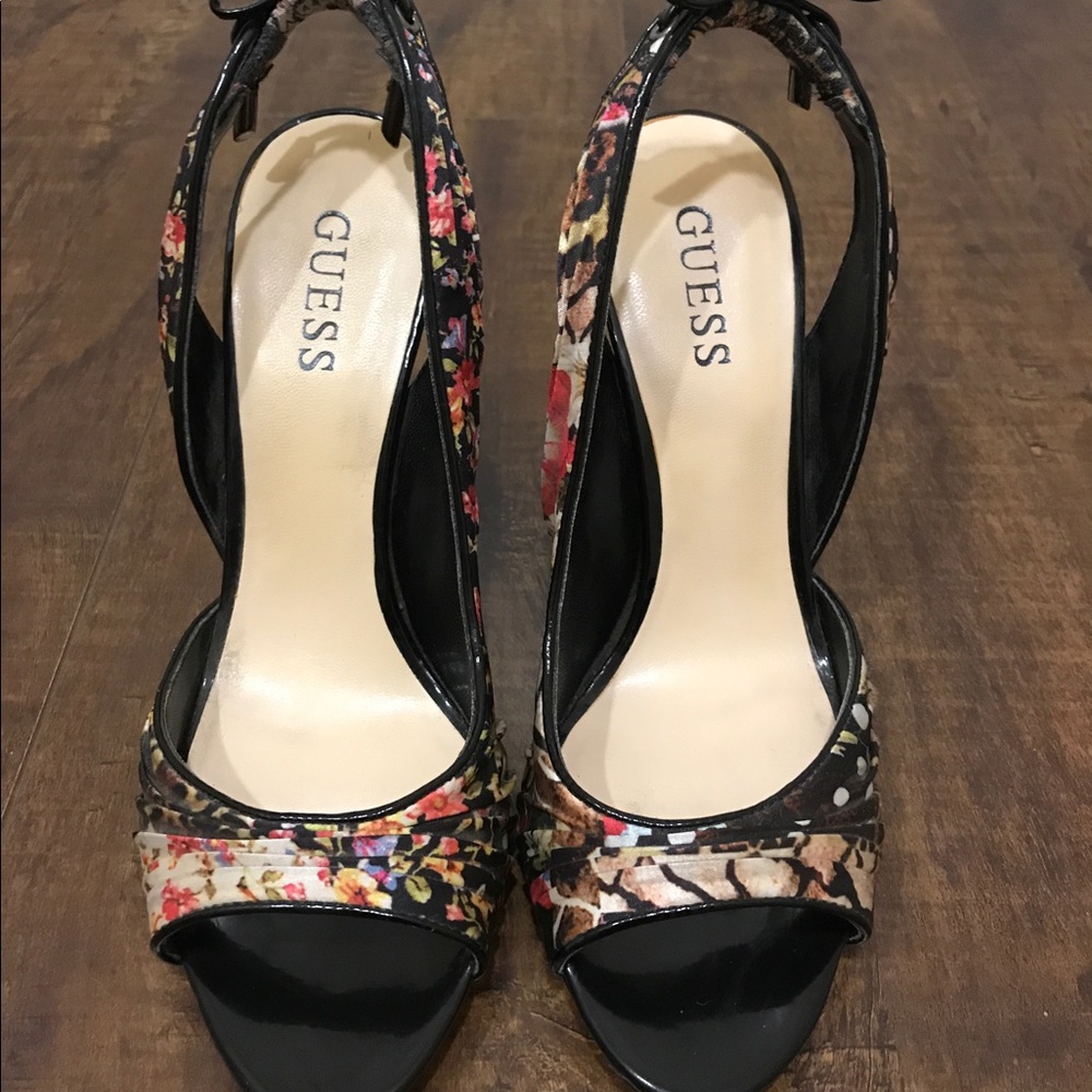 Guess Hondo Floral Slingback Sandals Size 7