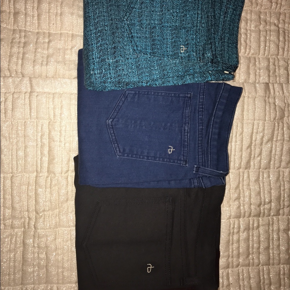 Designer Jeans - Picture 2 of 2