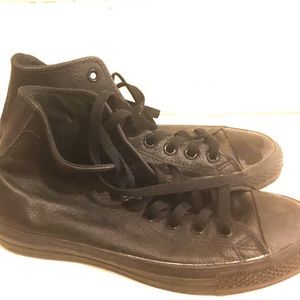 nearly new converse high-tops// black leather