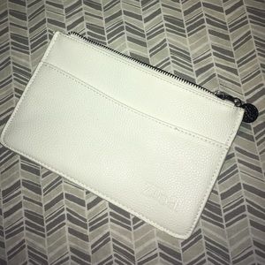 White clutch!