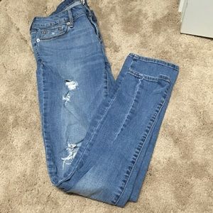 Comfy ripped Bullhead Jeans GREAT price‼️