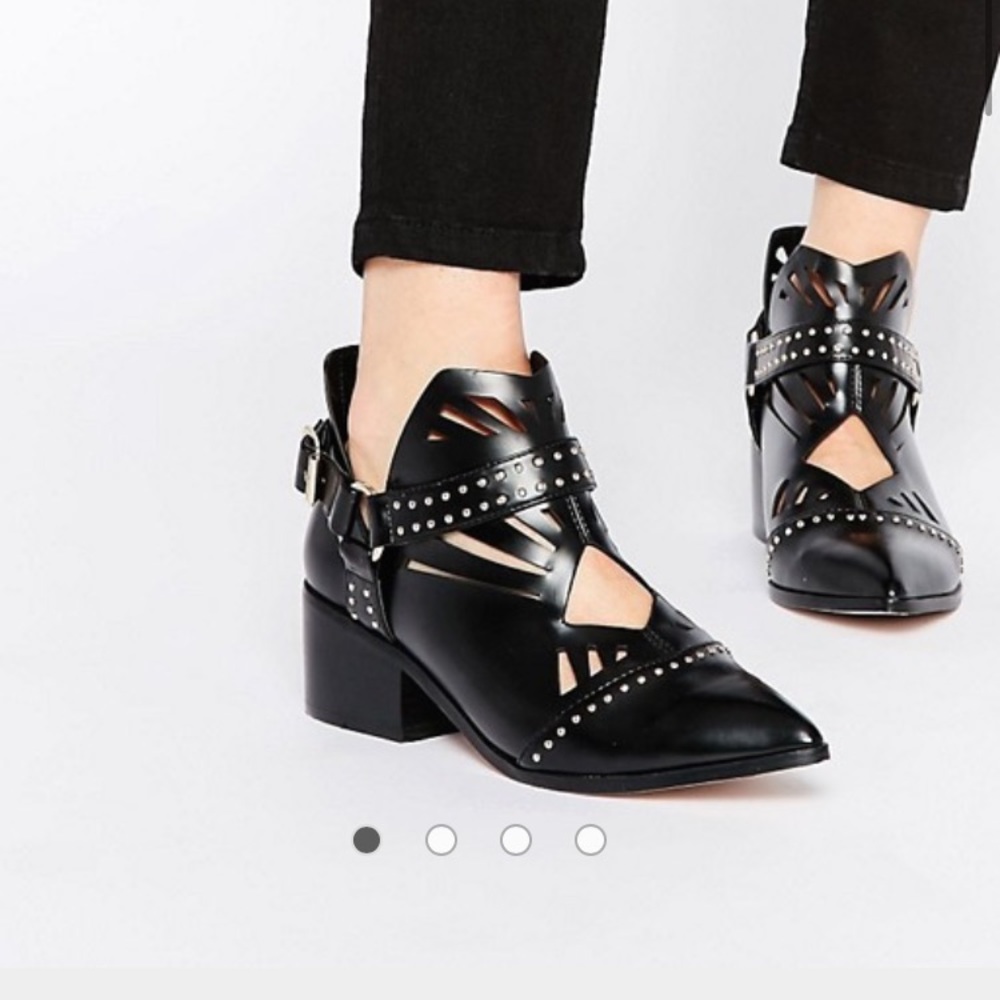 ISO! Desperate * ASOS RYOKO BOOTS