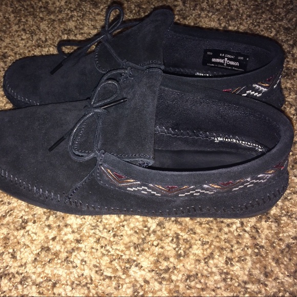 minnetonka mosaic boot