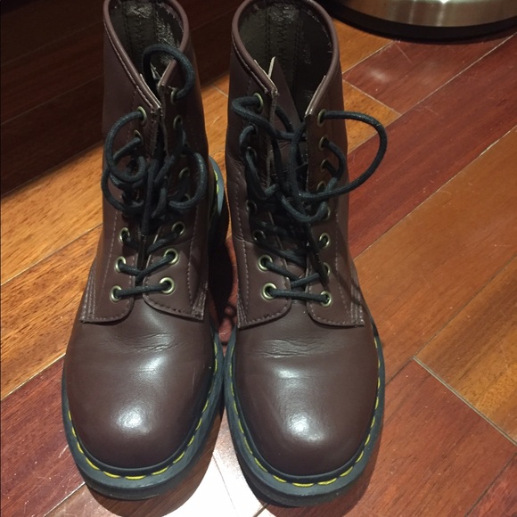 Dr. Martens Shoes - Dr martens 1460 8holes red vegan shoes boots