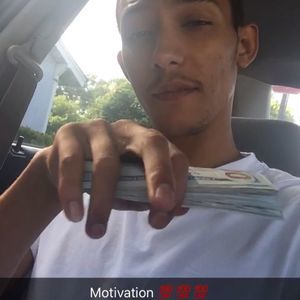 Meet your Posher, Chris