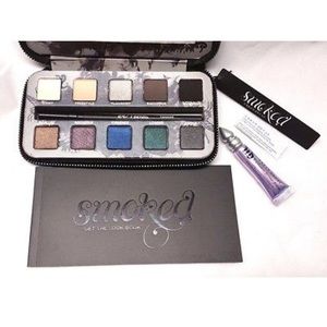 Smoked Eyeshadow pallet by Urban Decay