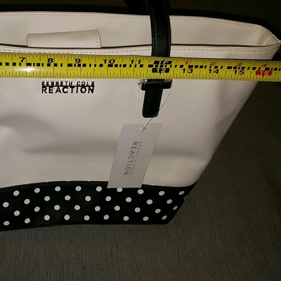 Kenneth Cole Reaction Tote - Picture 2 of 8
