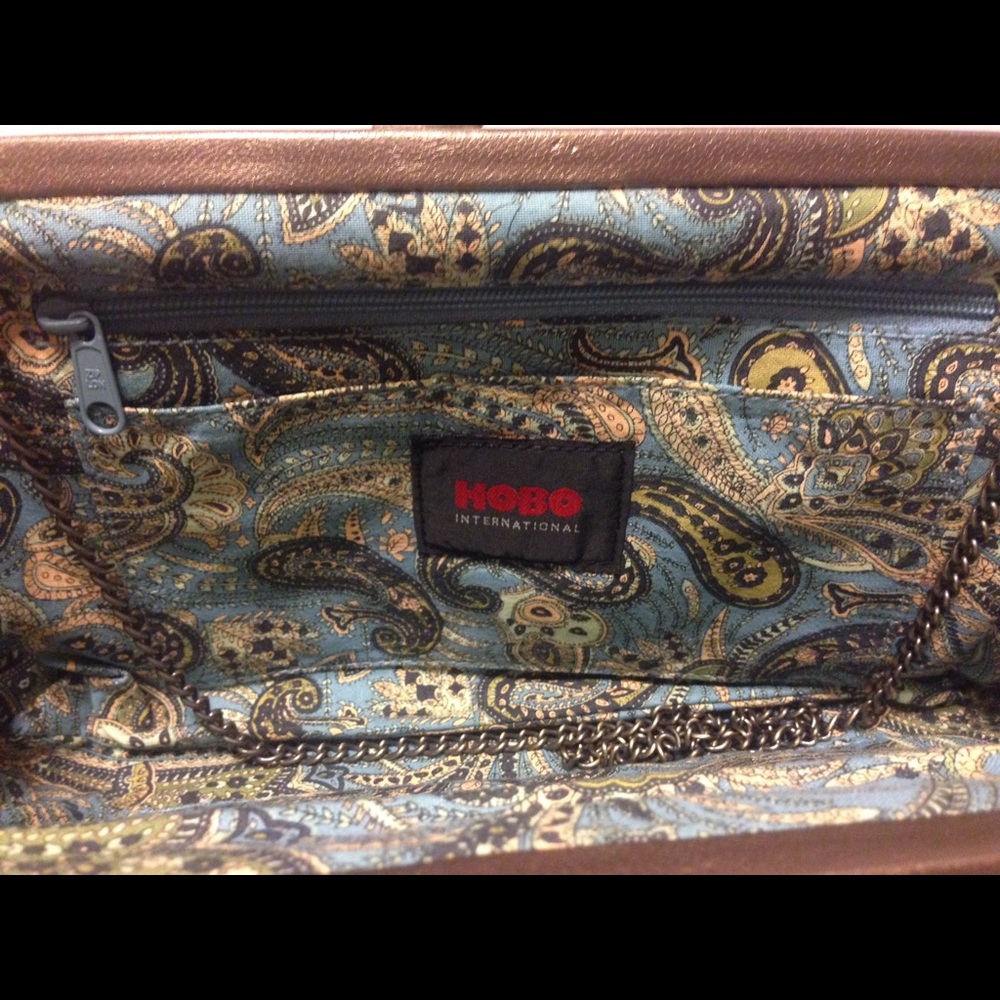 Hobo International Bronze Metallic Leather clutch optional fold away chain strap - Picture 8 of 9