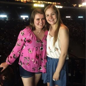 Meet your Posher, Sydney