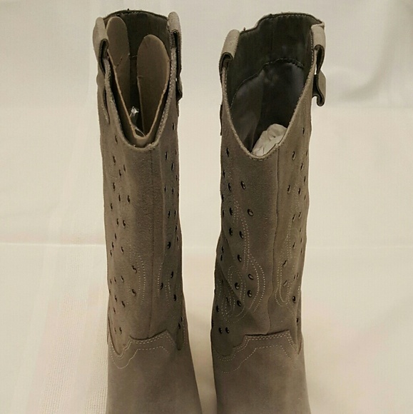 Twiggy London Charcoal Leather Boots - Picture 4 of 8