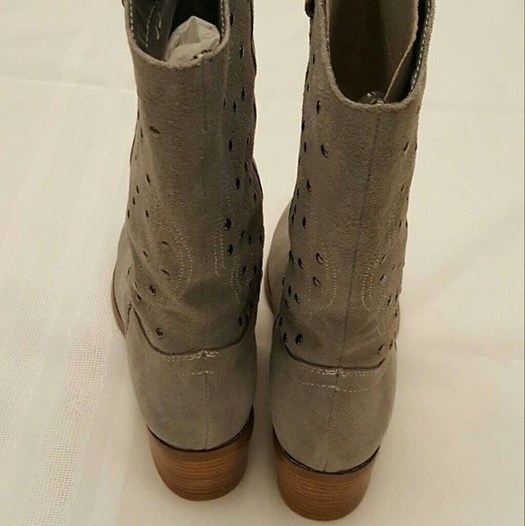 Twiggy London Charcoal Leather Boots - Picture 5 of 8