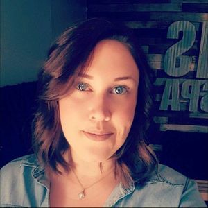 Meet your Posher, Catherine