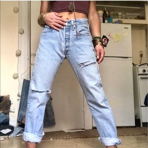 ❣️VINTAGE Distressed 501 LEVIS SZ 28** ❣️