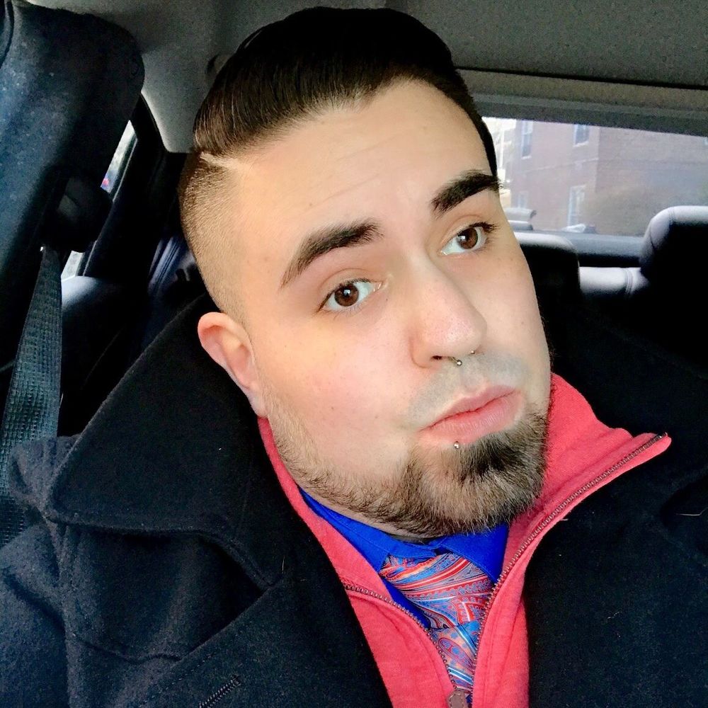 Meet your Posher, Ethan