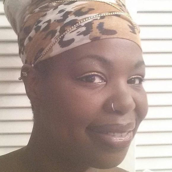 Meet your Posher, Margaretta - Picture 1 of 1