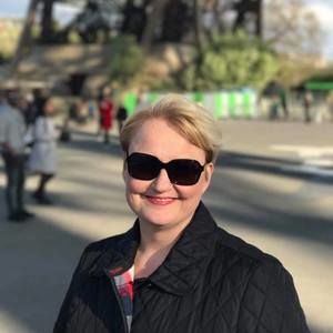 Meet your Posher, Sheila