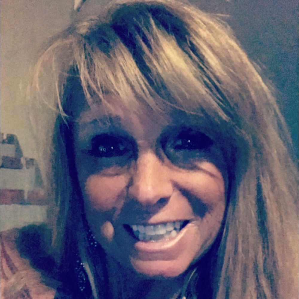 Meet your Posher, Beth