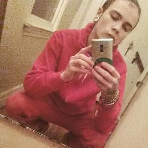 Meet your Posher, Corey