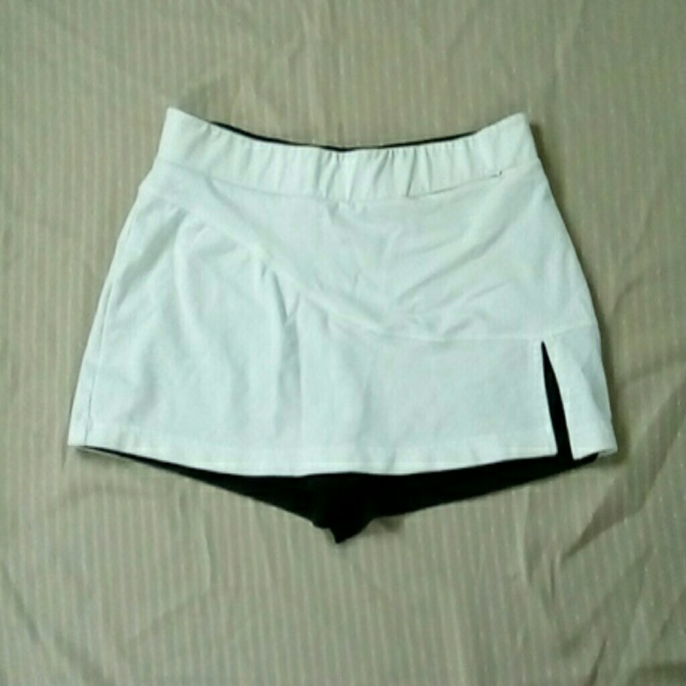 Skort