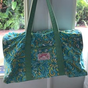 Lilly Pulitzer Duffle Bag in Tridelt print