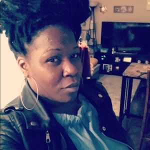 Meet your Posher, Vanessa