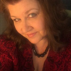 Meet your Posher, Paula