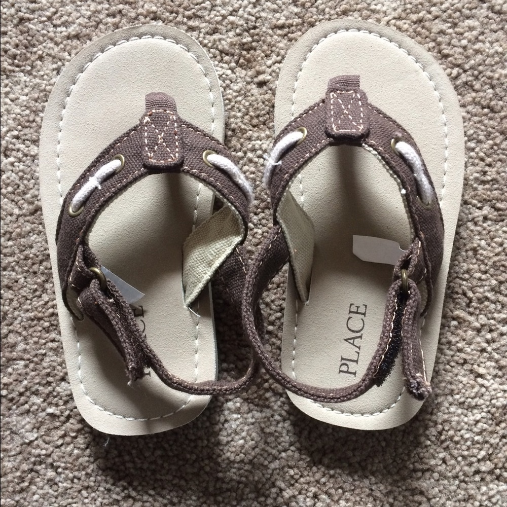 Toddler flip flops
