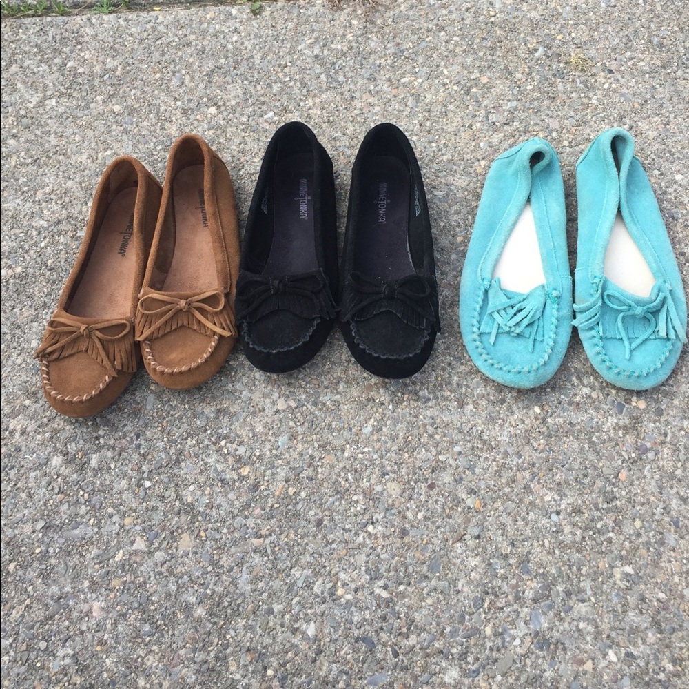 2 pairs Minnetonka Mocs size 8 blk/brn