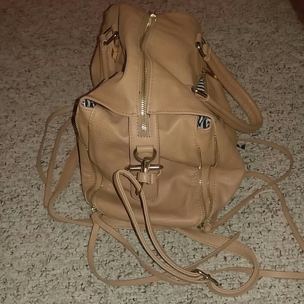 Purse - Picture 2 of 4