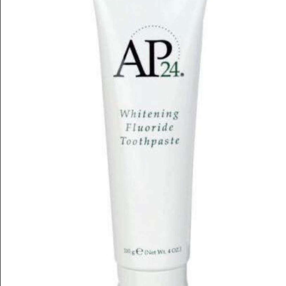 Whitening toothpaste