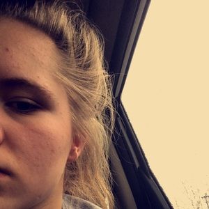 Meet your Posher, Molly