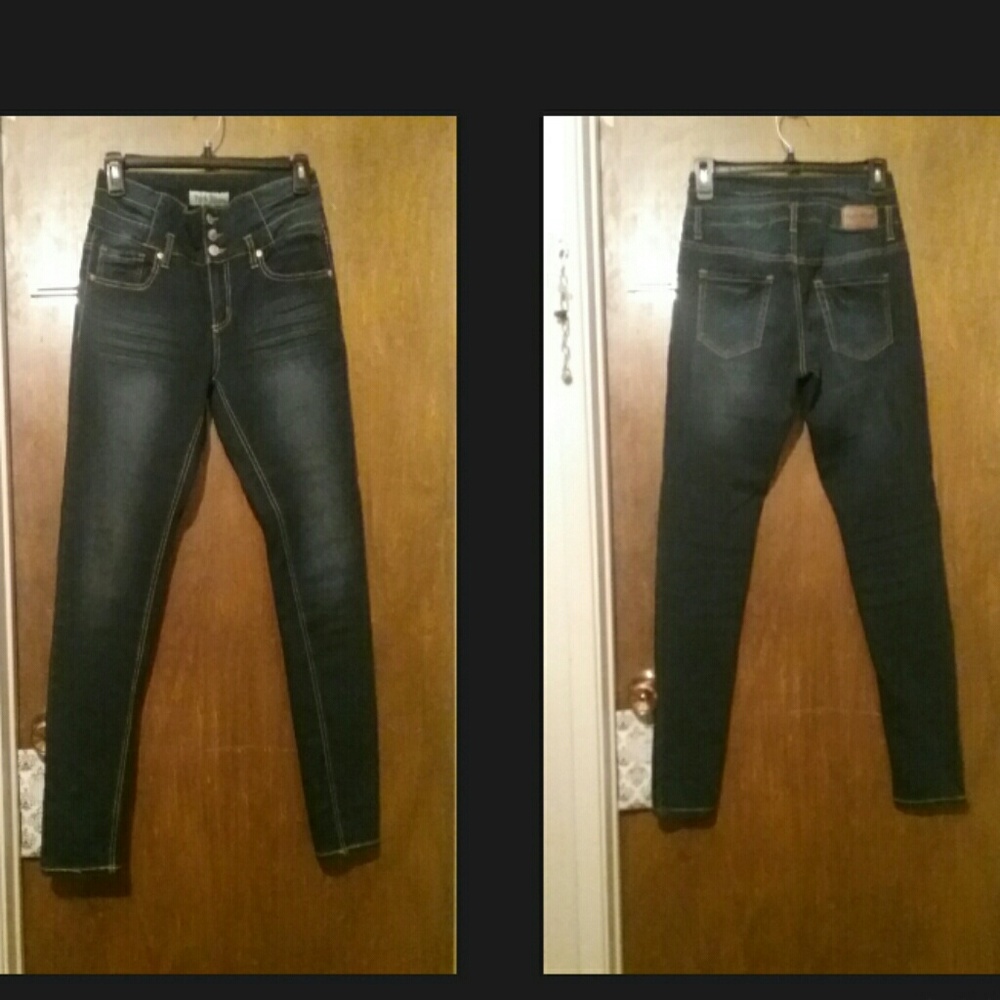 Stretch skinny jeans