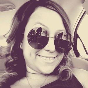 Meet your Posher, Nena