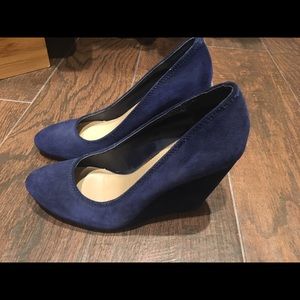 Jessica Simpson blue wedge
