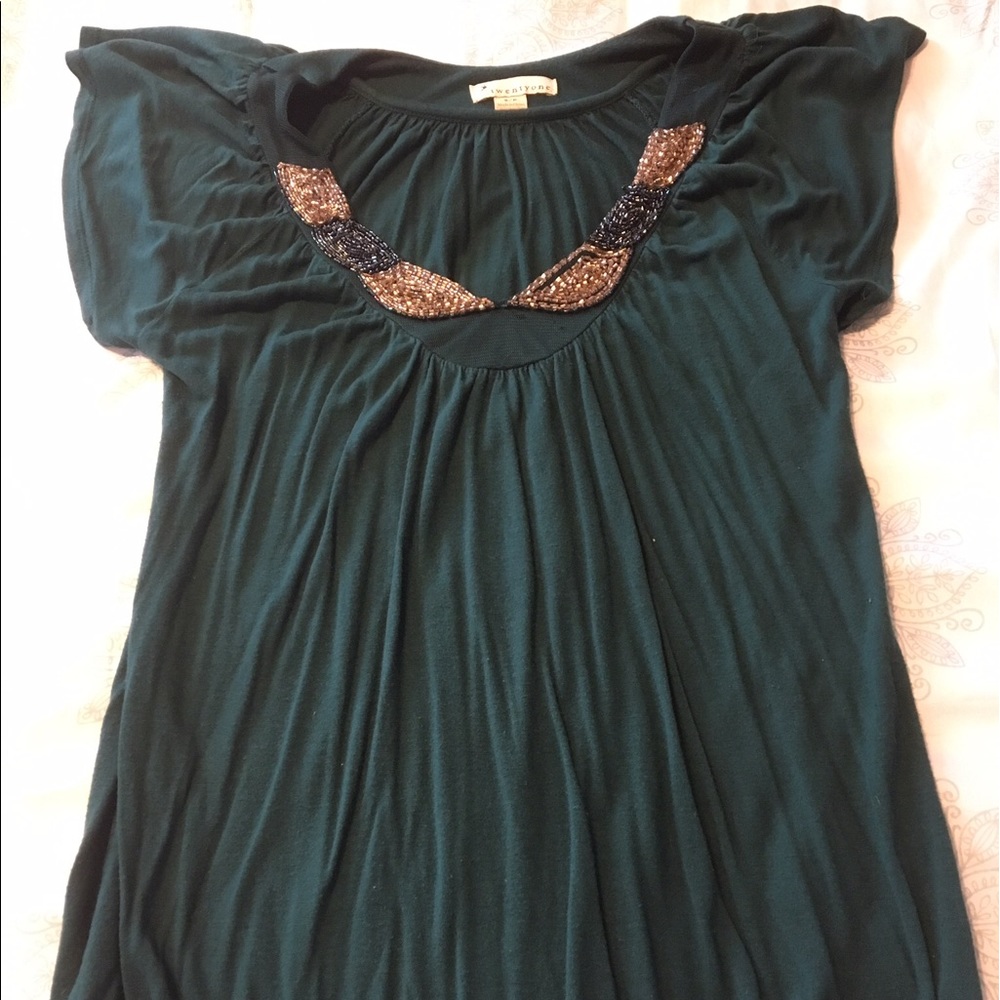 Flutter sleeve t-shirt