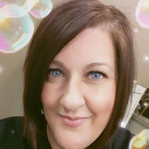Meet your Posher, Stacy