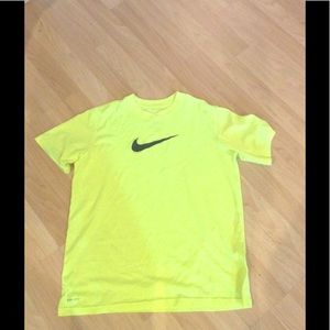 Boy's Nike shirt in great condition