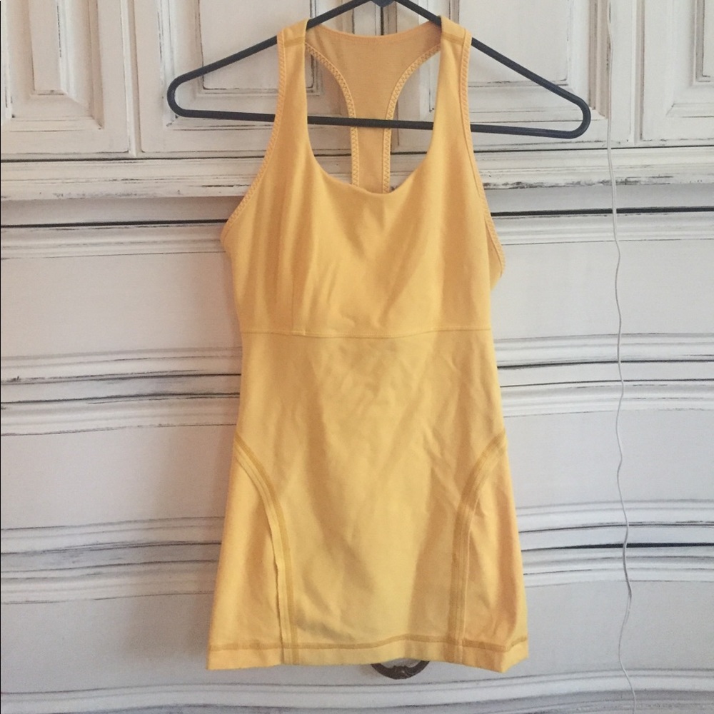 Lululemon tank