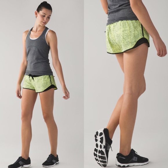 lululemon athletica Pants - 🍋 Lululemon Hotty Hot Short