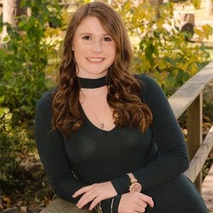 Meet your Posher, Rachel