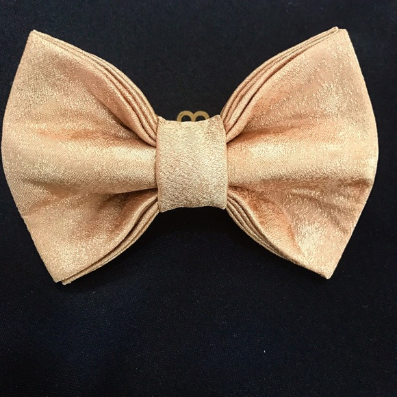 Glittered Gold Bow-Tie - Picture 2 of 2