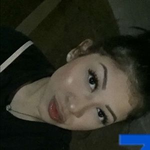 Meet your Posher, Miriam