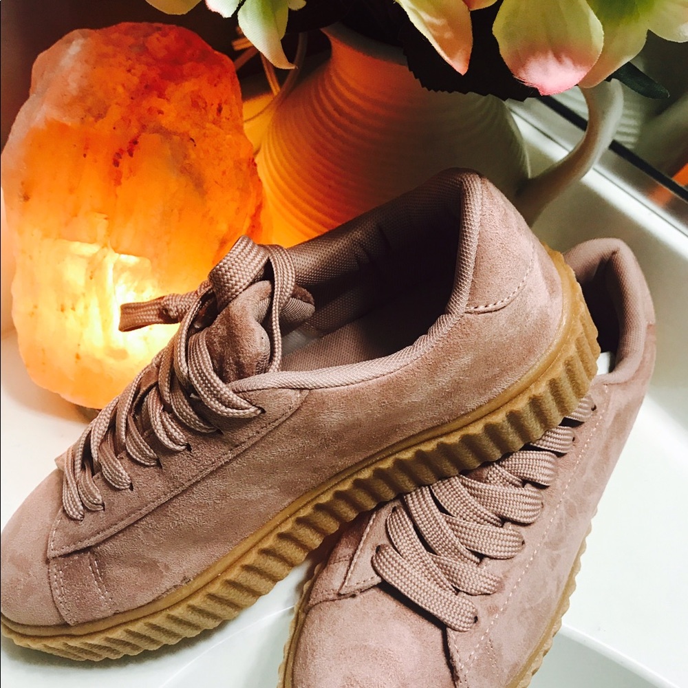 Platform sneakers