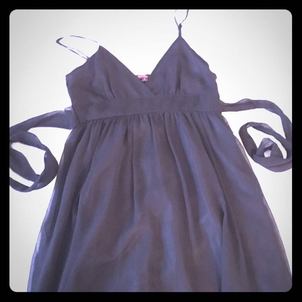 A-line spaghetti strap black dress