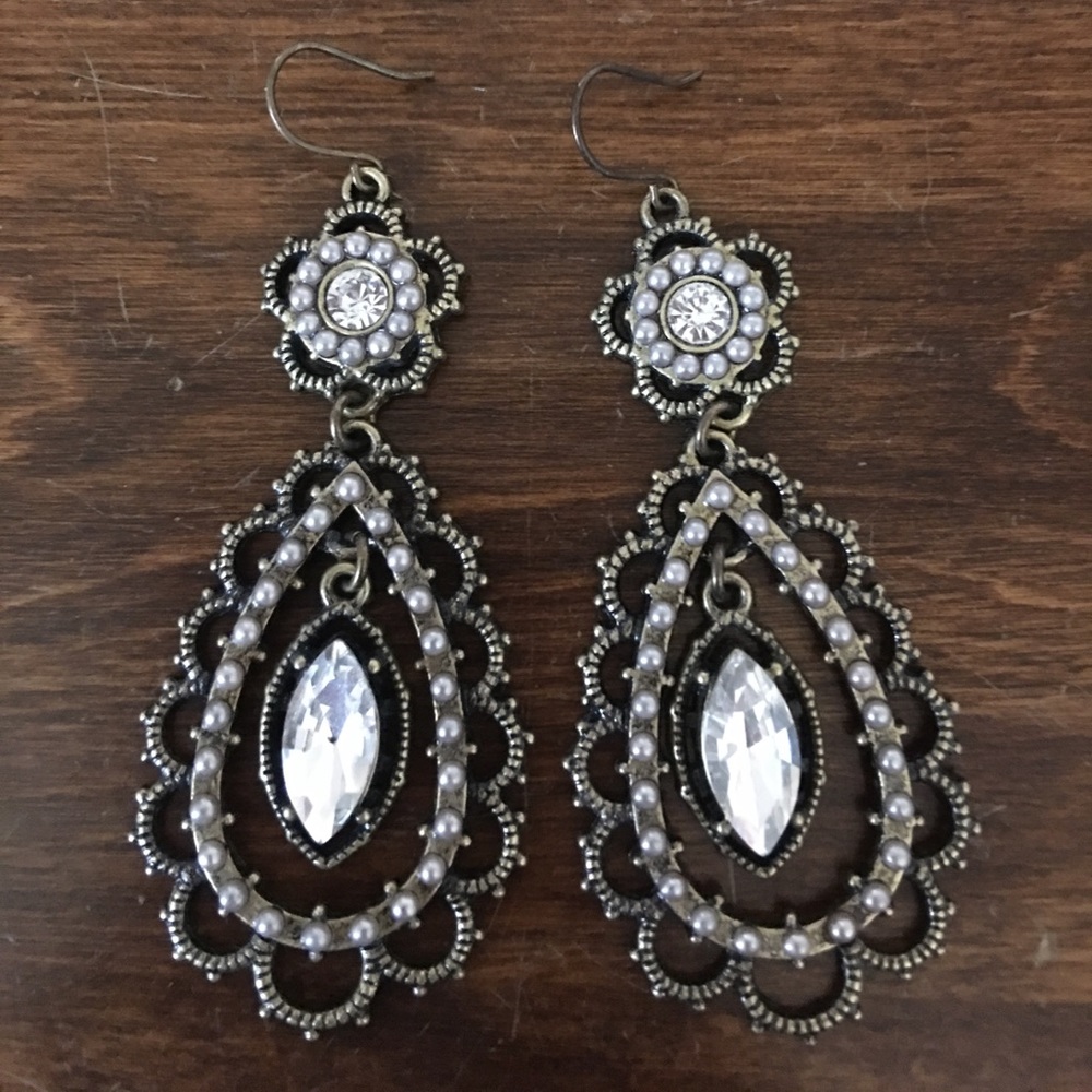 C+I Pearl + Crystal Floral Filigree Earrings