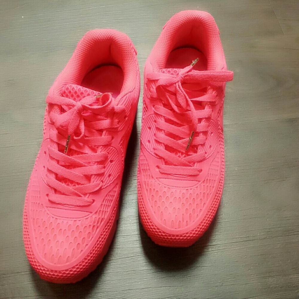 Hot Pink Nike Air Max