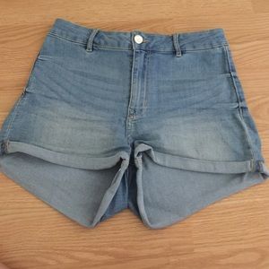 High wasted jean shorts!