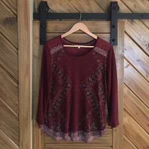 Beautiful Miss Me 3/4 sleeve Blouse. On hold