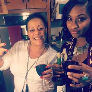 Meet your Posher, Makeia